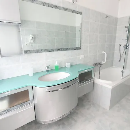 Limited Edition Bari