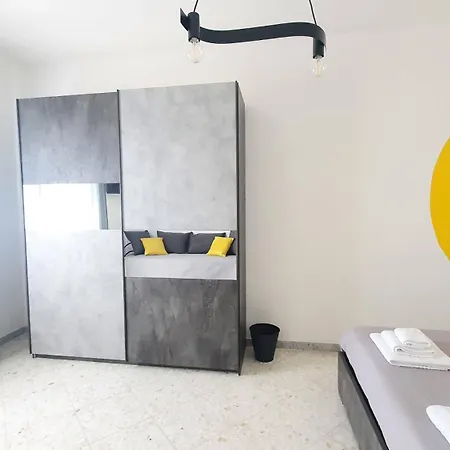 Limited Edition 3* Bari